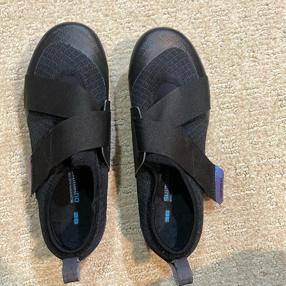 Shimano IC100 indoor cycling clip-in shoes 36 US 5